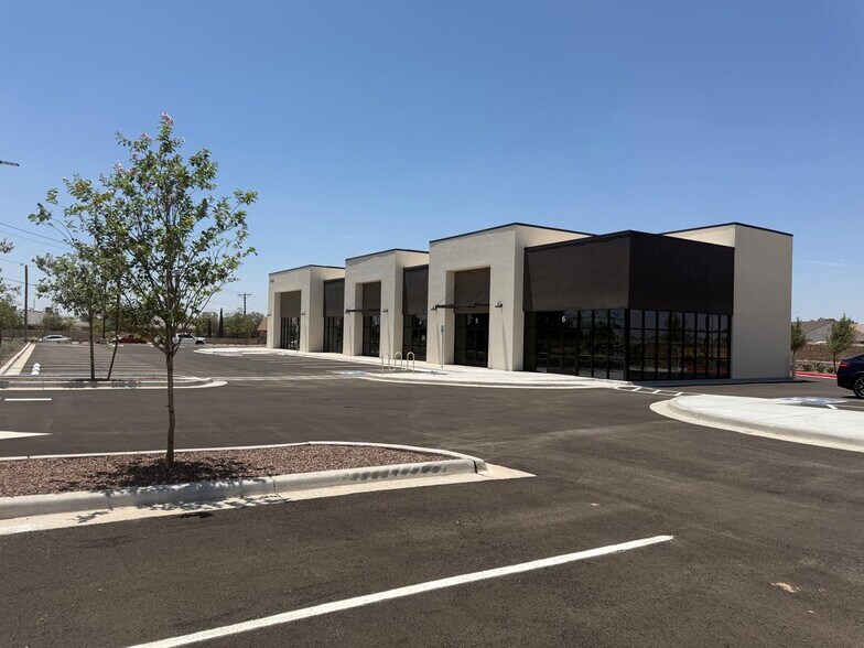 More Photos Of 1614 Jose Bombach dr, El Paso Unknown For Lease