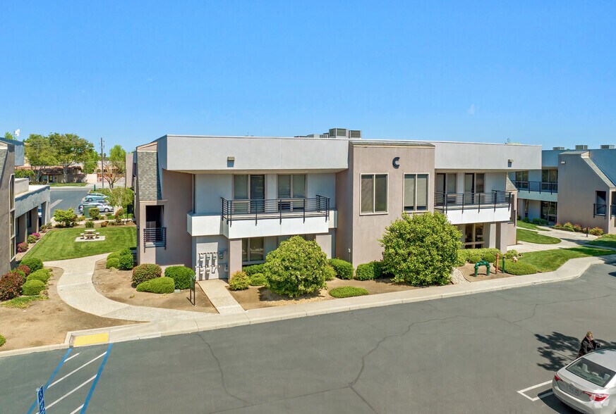 More Photos Of 1620 N Carpenter Rd, Modesto Office For Lease