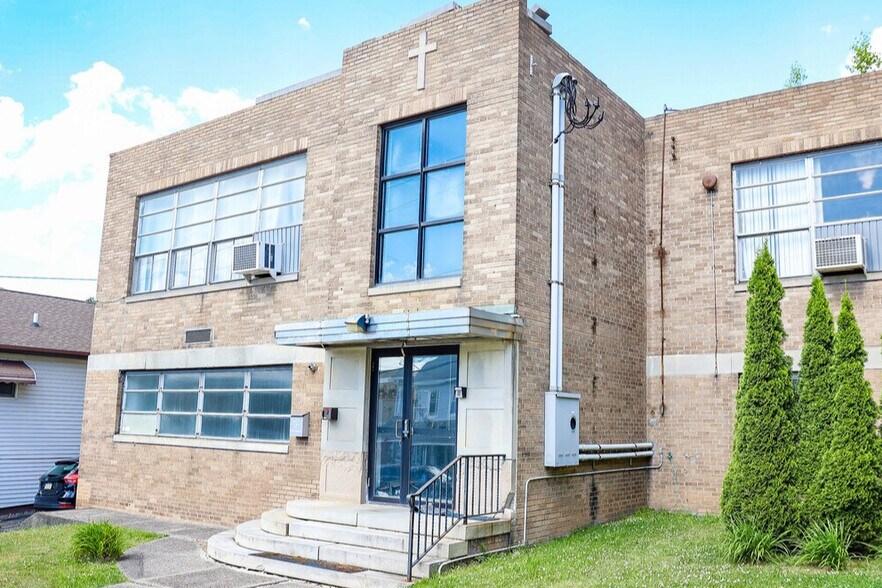 More Photos Of 741-755 N Vine St, Hazleton Apartments For Sale