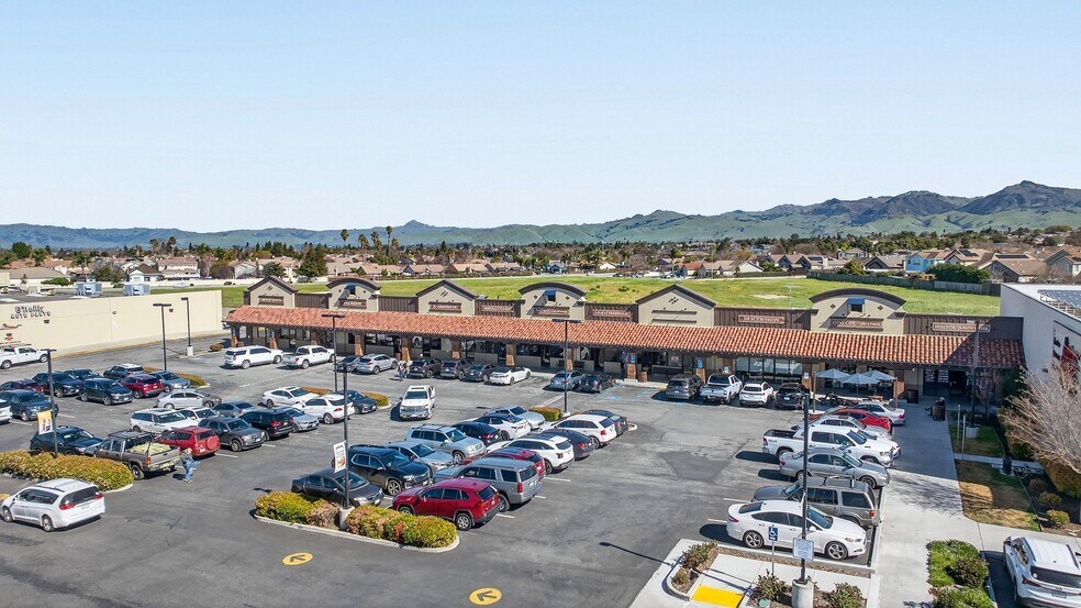 More Photos Of 1701 Airline Hwy, Hollister Freestanding For Lease