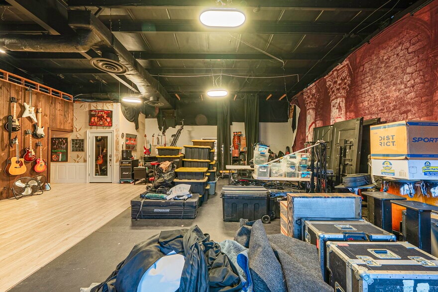 More Photos Of 1595 Route 112, Port Jefferson Station Warehouse For Lease