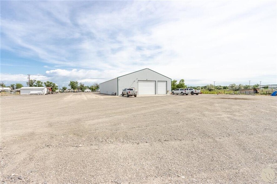 More Photos Of 225 5th St E, Hardin Industrial For Sale