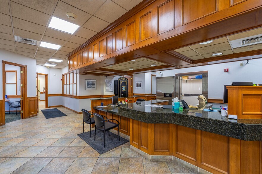 More Photos Of 238 E Colorado Ave, Telluride Office For Sale