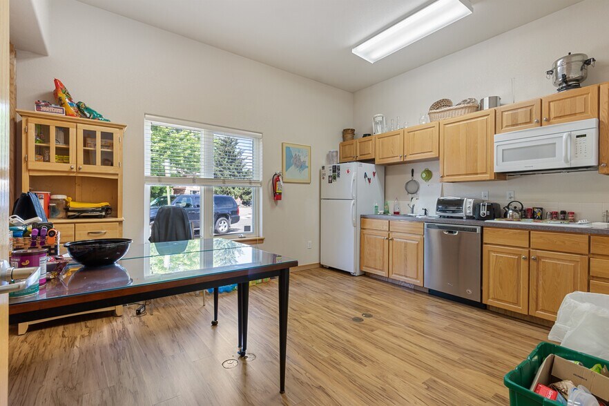 More Photos Of 1714 Duchess Dr, Longmont Office For Lease