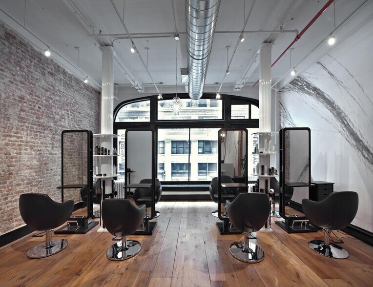 More Photos Of 11 W 25th St, New York Loft Creative Space For Lease