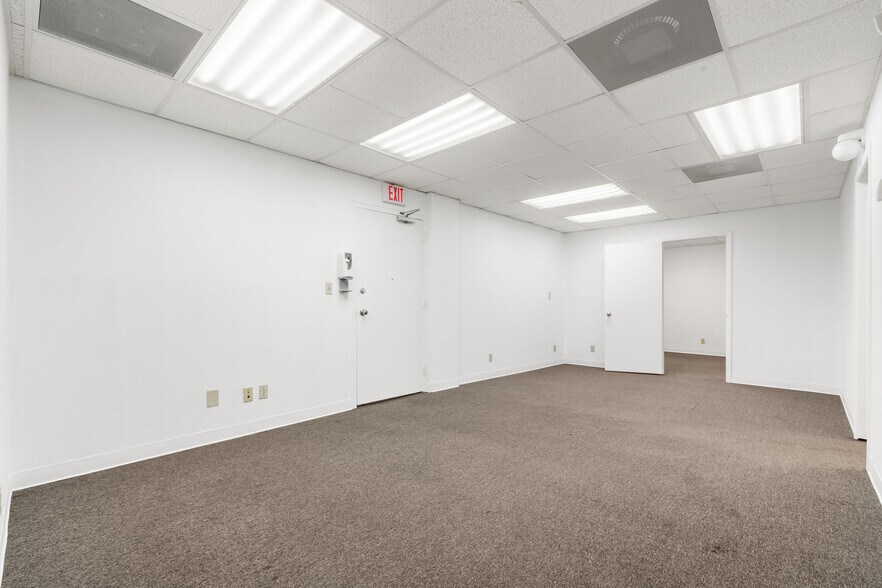 More Photos Of 5100 N Federal Hwy, Fort Lauderdale Office For Sale