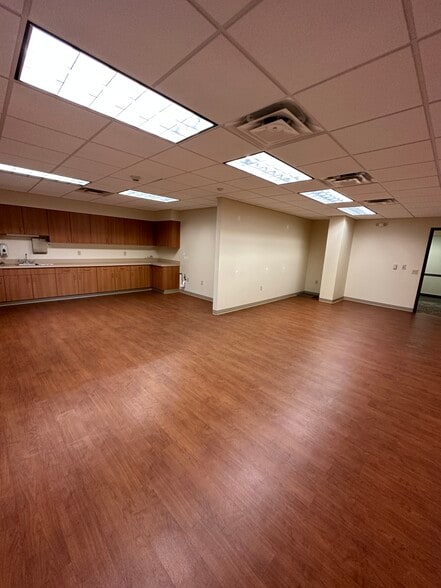 More Photos Of 1135 E Chocolate Ave, Hershey Medical For Lease