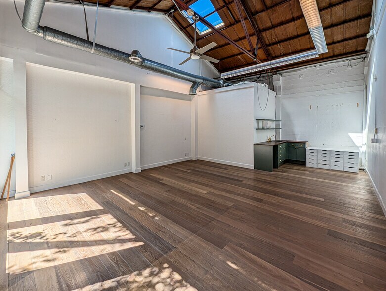 More Photos Of 10 Arkansas St, San Francisco Office For Lease