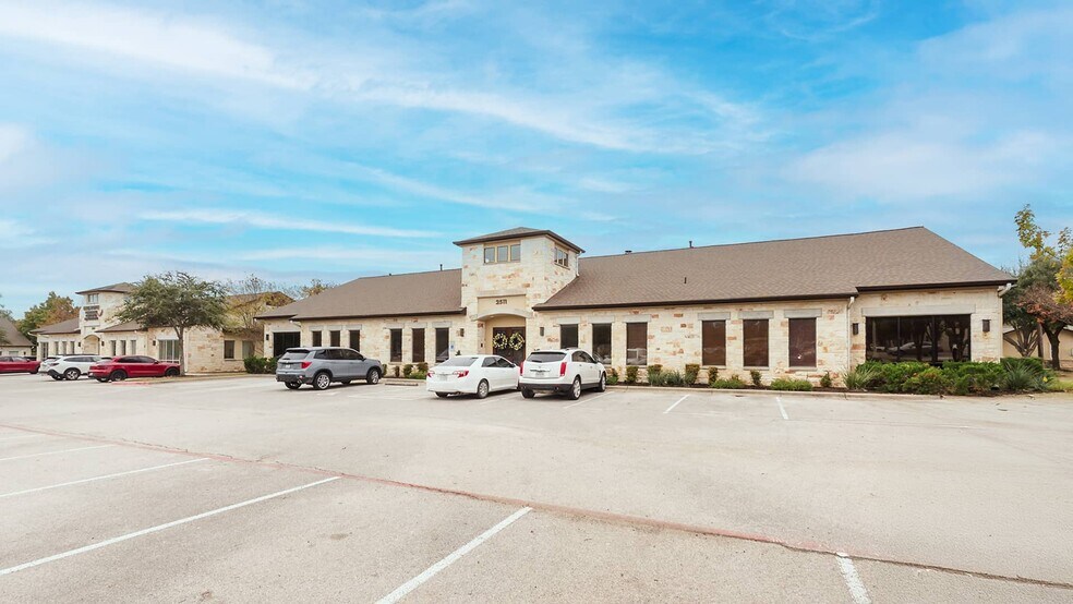Primary Photo Of 2511 S Lakeline Blvd, Cedar Park Office For Sale