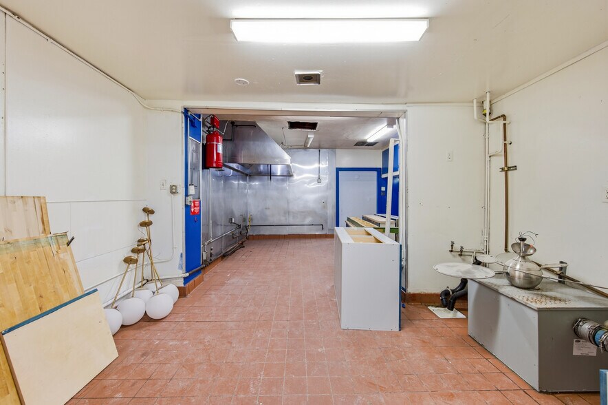 More Photos Of 311 Broad St, Nevada City Restaurant For Lease