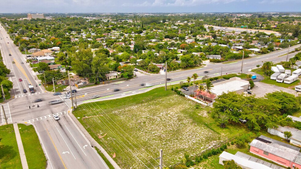 More Photos Of 285 NE 48th St, Deerfield Beach Land For Lease