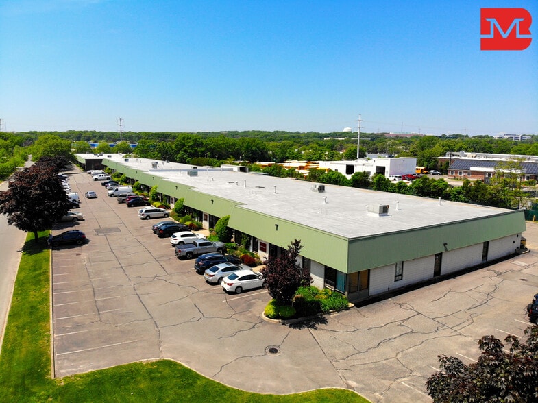 More Photos Of 60-90 Bridge Rd, Islandia Warehouse For Lease