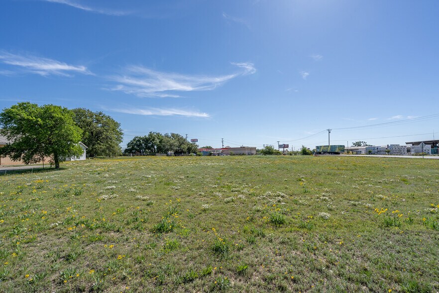 More Photos Of 107 Brown Bridge Rd, Liberty Hill Land For Sale