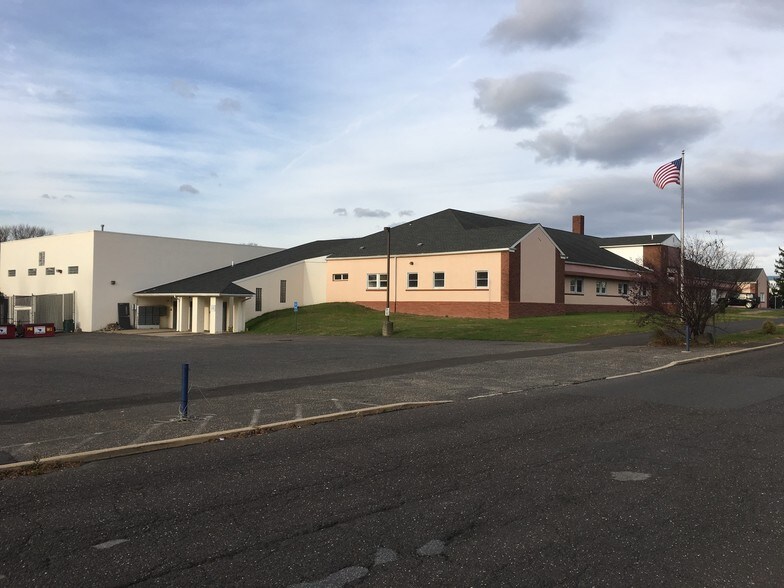 299 Jacksonville Rd, Warminster, PA 18974 Schools For Sale