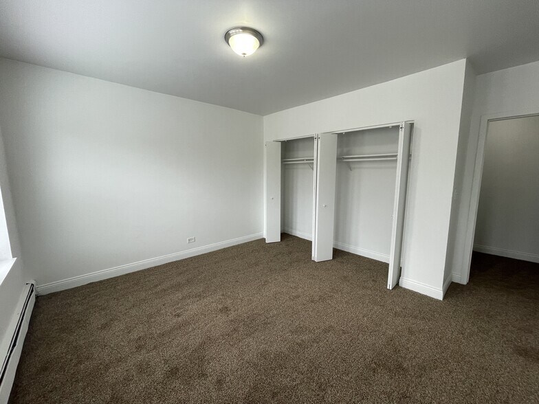 More Photos Of 5100-5104 W Madison St, Chicago Apartments For Sale