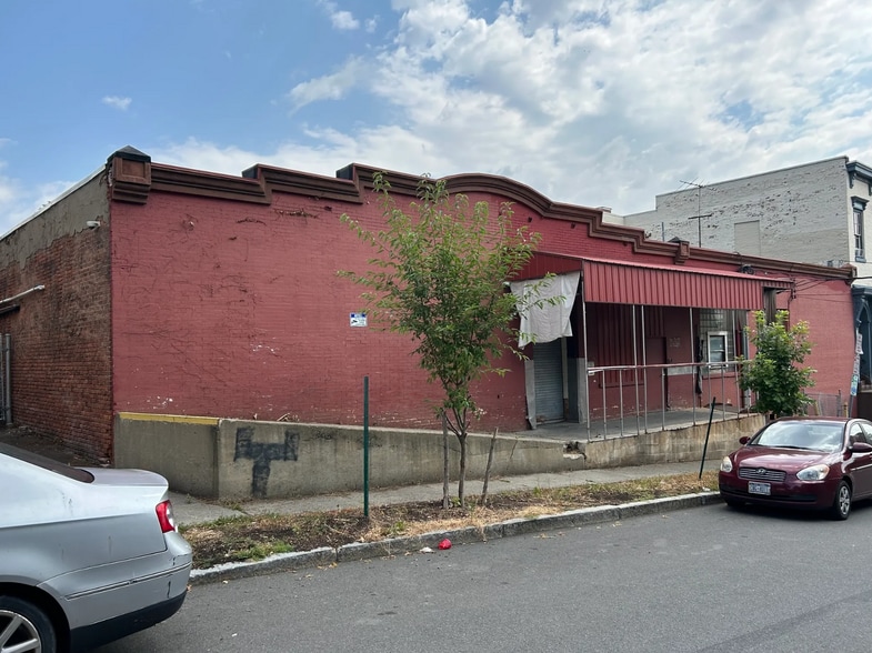 More Photos Of 82-86 Westerlo St, Albany Refrigeration Cold Storage For Sale