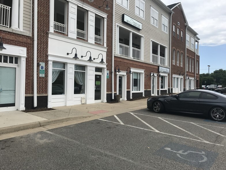 More Photos Of 13895 Hedgewood Dr, Woodbridge Medical For Sale