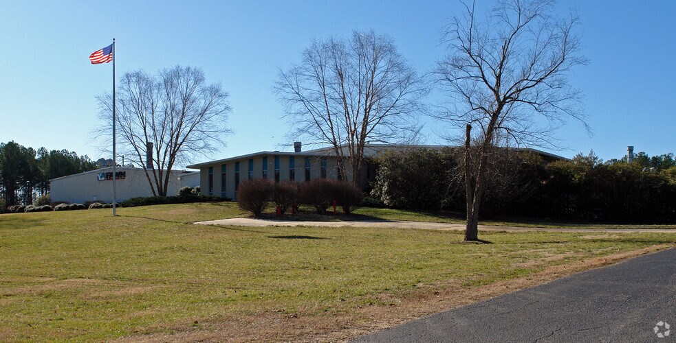 More Photos Of 10235 US 264A, Middlesex Manufacturing For Lease