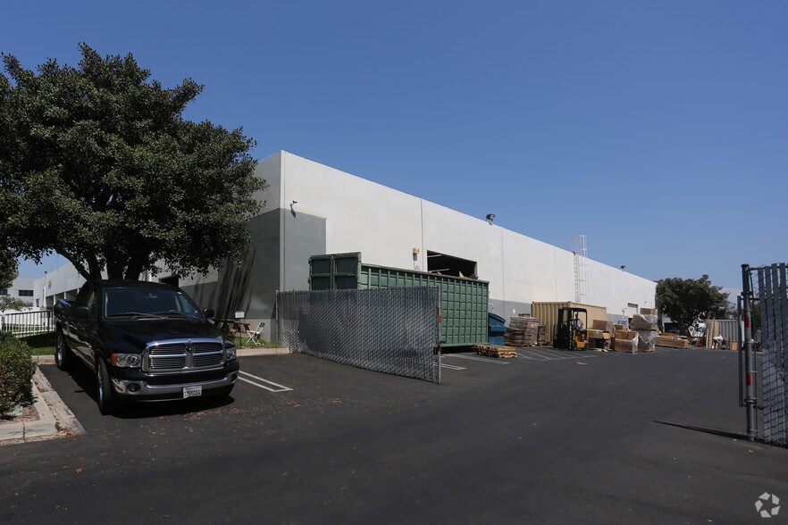 More Photos Of 16902 Von Karman Ave, Irvine Manufacturing For Lease