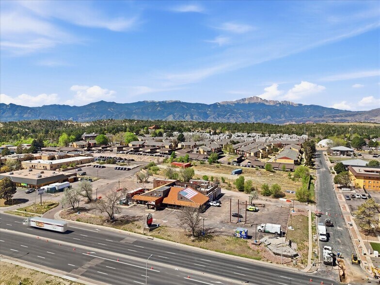 More Photos Of 3330 N Academy Blvd, Colorado Springs Bar For Sale