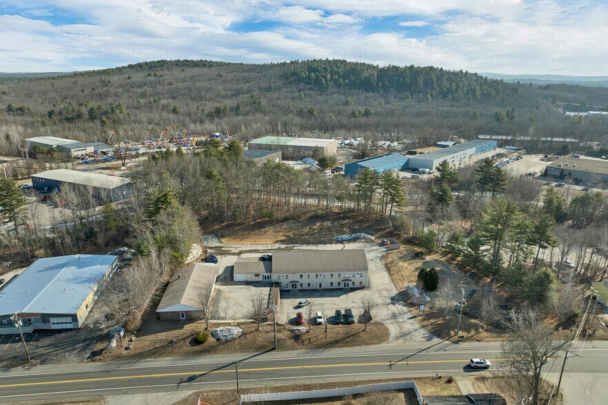 More Photos Of 45 Londonderry Tpke, Hooksett Office For Lease