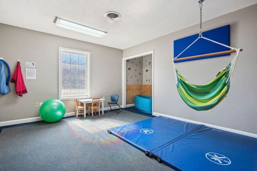 More Photos Of 217-219 Station St, Jacksonville Medical For Sale