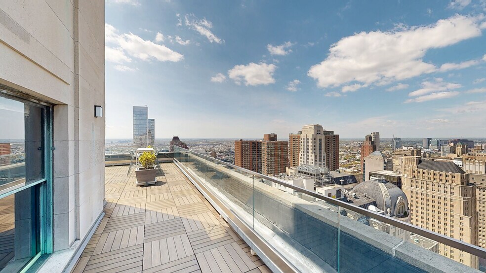 More Photos Of 123 S Broad St, Philadelphia Coworking Space