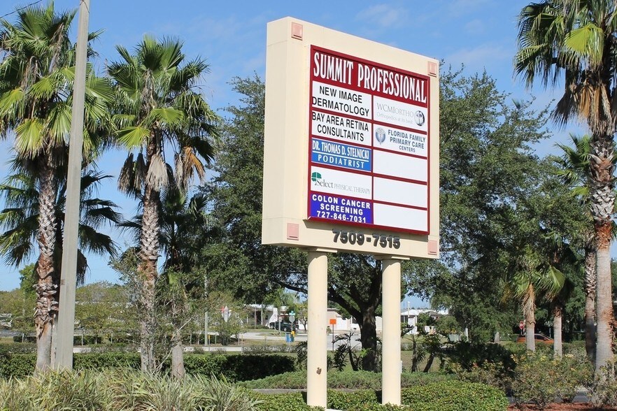 More Photos Of 7515 State Road 52, Hudson Medical For Lease