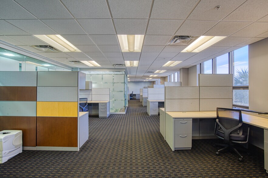 More Photos Of 140 S Atlantic Ave, Ormond Beach Office For Lease