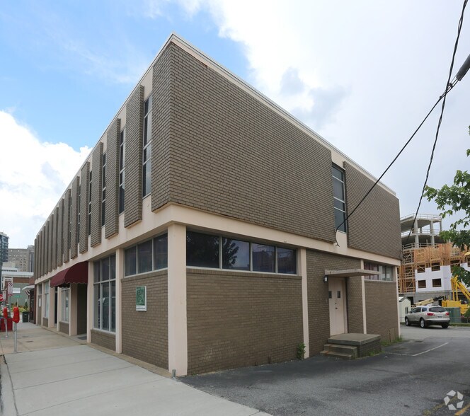 More Photos Of 405 Battleground Ave, Greensboro Office For Lease