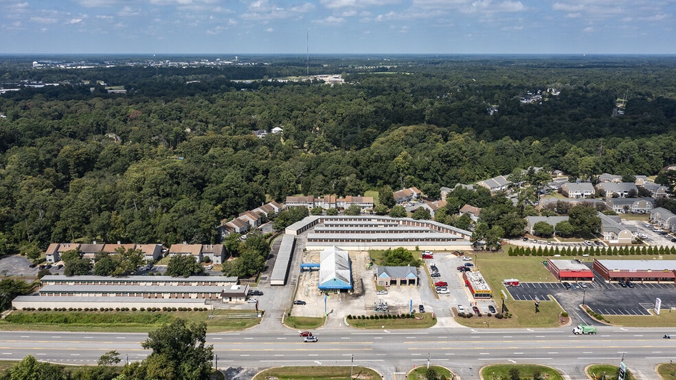 Primary Photo Of 1608 Us Highway 19 S, Leesburg Freestanding For Sale