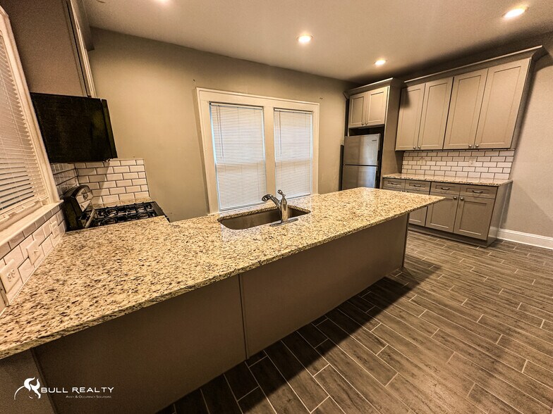 More Photos Of 858 Charles Allen Dr, Atlanta Apartments For Sale