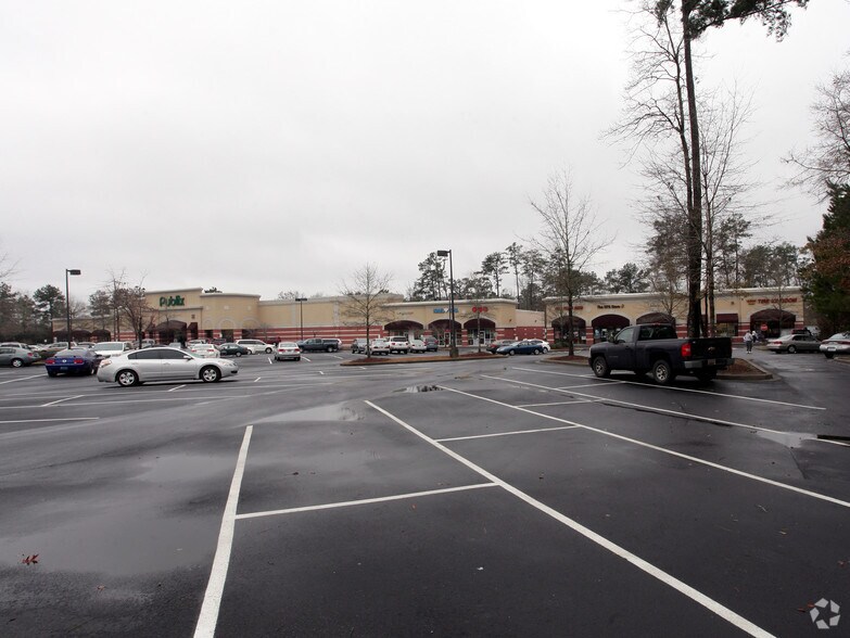 More Photos Of 8421 Dorchester Rd, North Charleston General Retail For Lease