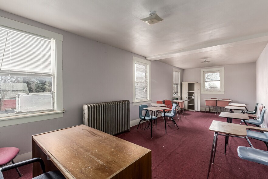 More Photos Of 2601 W 34th Ave, Denver Specialty For Sale