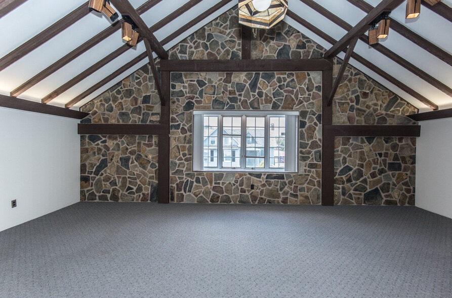 More Photos Of 981 Second Street Pike, Richboro Office For Lease