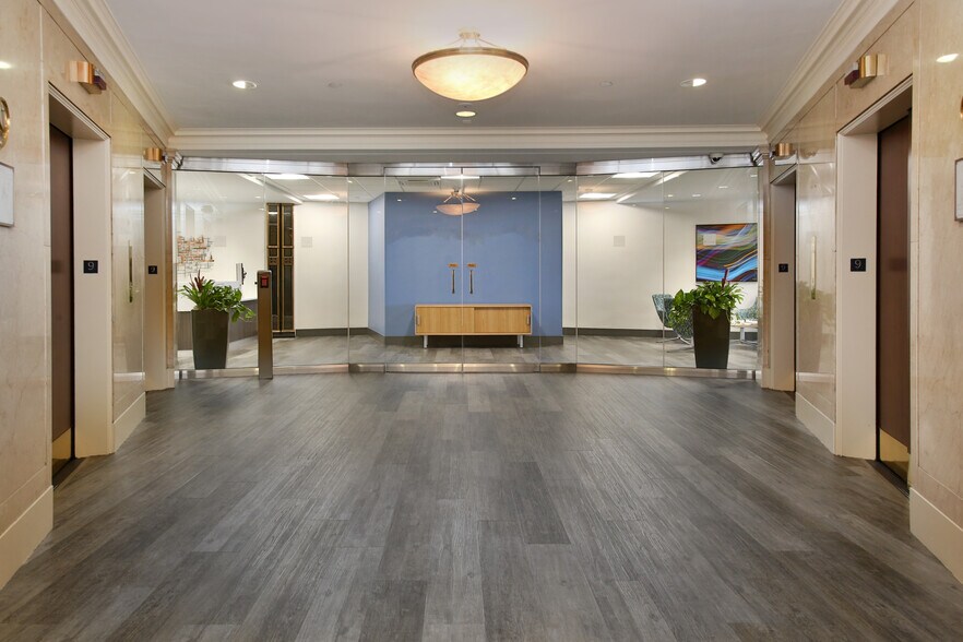 More Photos Of 20 Park Plaza, Boston Office For Lease