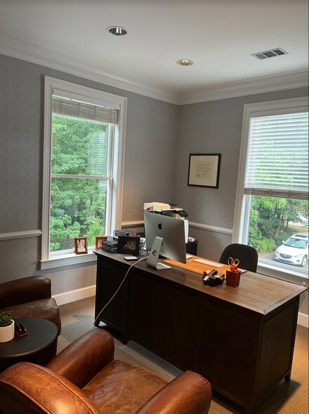 More Photos Of 1742 Mount Vernon Rd, Dunwoody Loft Creative Space For Lease