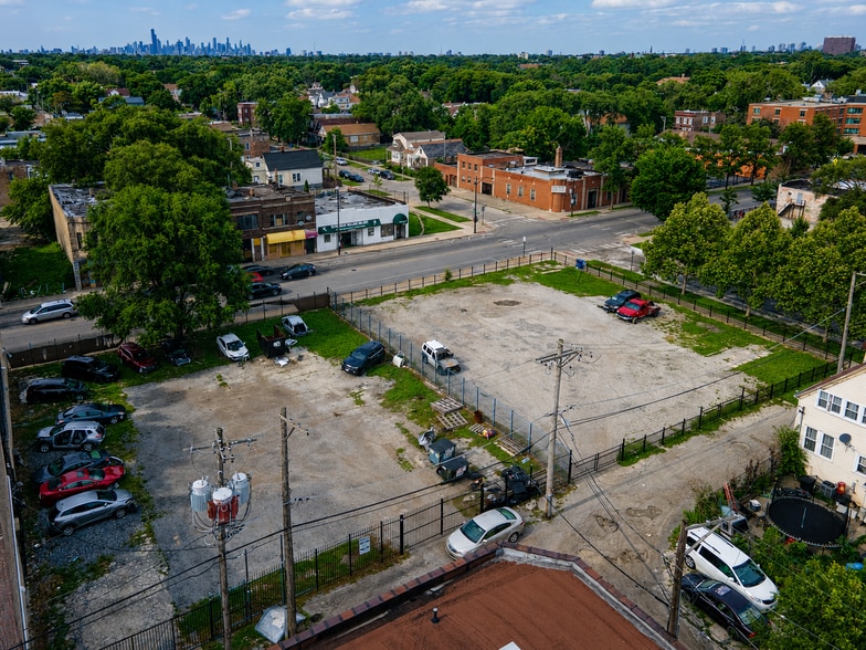 More Photos Of 6915 S Ashland Ave, Chicago General Retail For Sale