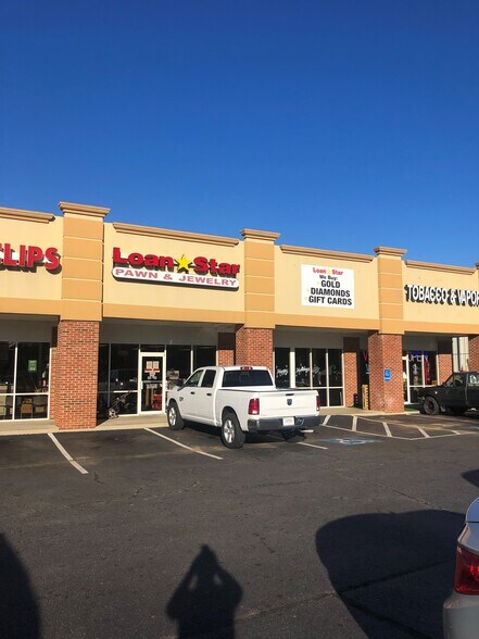 More Photos Of 15 Ray E Talley Ct, Simpsonville Unknown For Lease