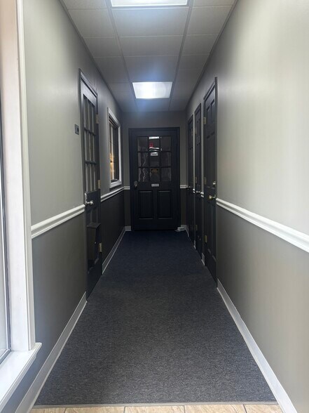 More Photos Of 4835 S Fulton Ave, Tulsa Medical For Lease