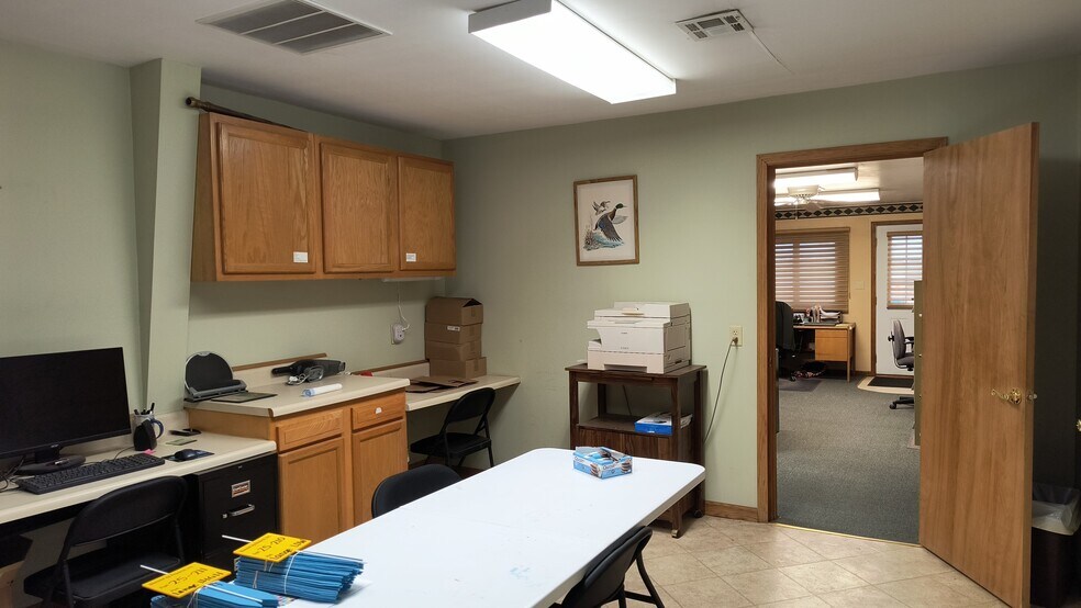 More Photos Of 853 KS-19 Hwy, Larned Warehouse For Sale