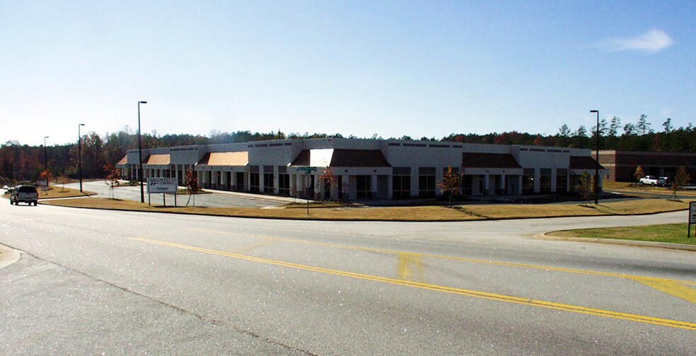 More Photos Of 576 Sigman Rd NE, Conyers Flex For Lease