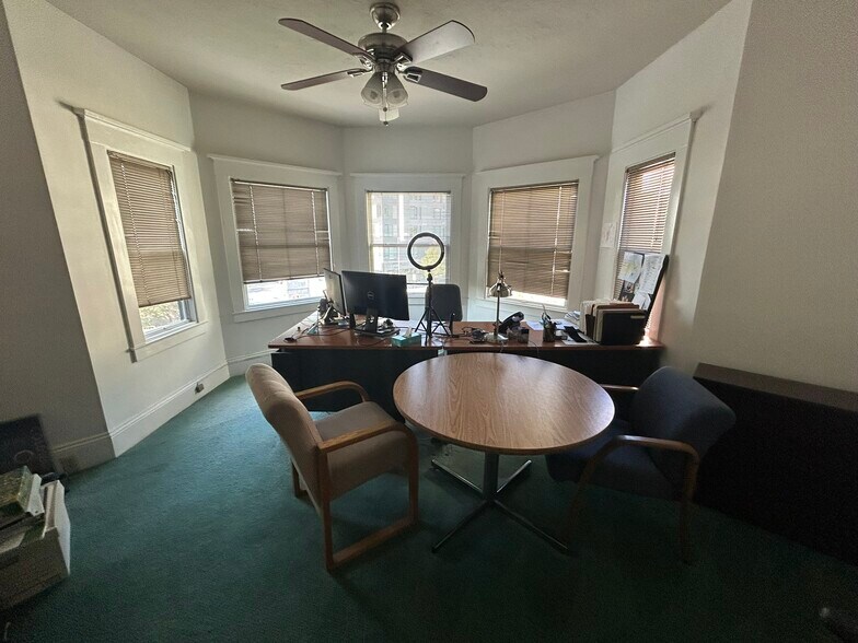 More Photos Of 1410 Jackson St, Oakland Office For Sale