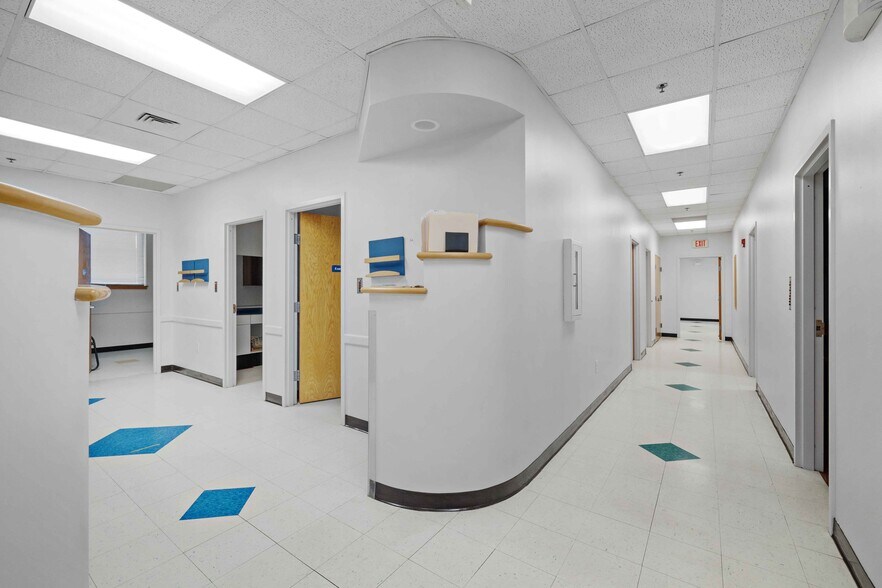 More Photos Of 205 Sage Rd, Chapel Hill Medical For Lease