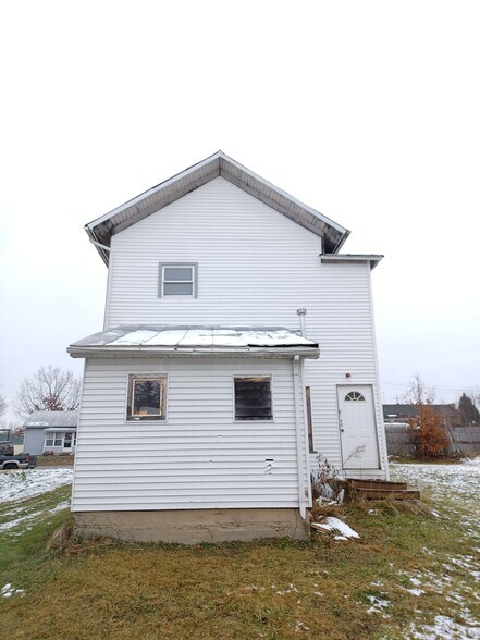 More Photos Of 112 N Michigan St, Montgomery General Retail For Sale