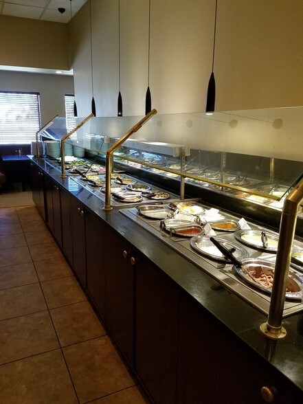 More Photos Of 2900 S Orlando Dr, Sanford Restaurant For Lease