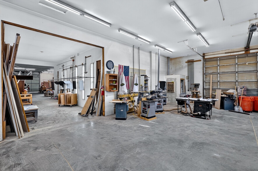 More Photos Of 1612 S Campbell St, Spokane Warehouse For Sale