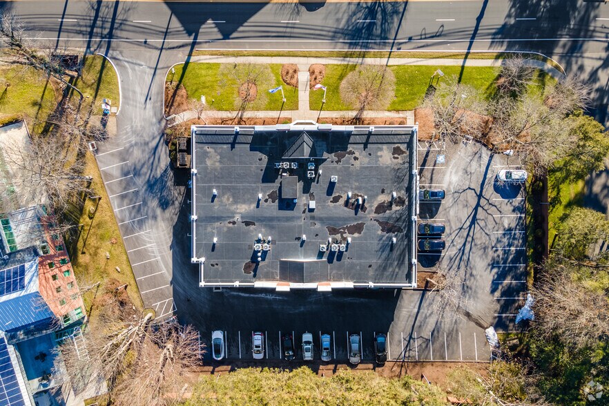 More Photos Of 320 Post Rd W, Westport Office For Lease