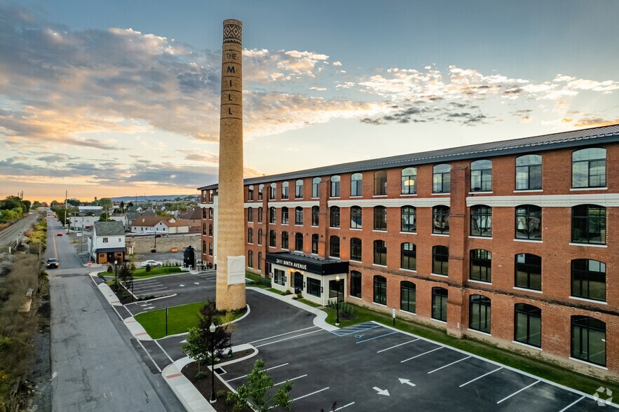 More Photos Of 2400 8th Ave, Altoona Office For Sale