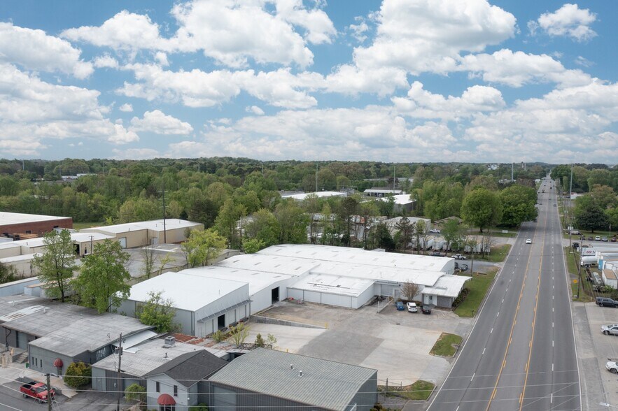 More Photos Of 1803 Abutment Rd, Dalton Warehouse For Lease